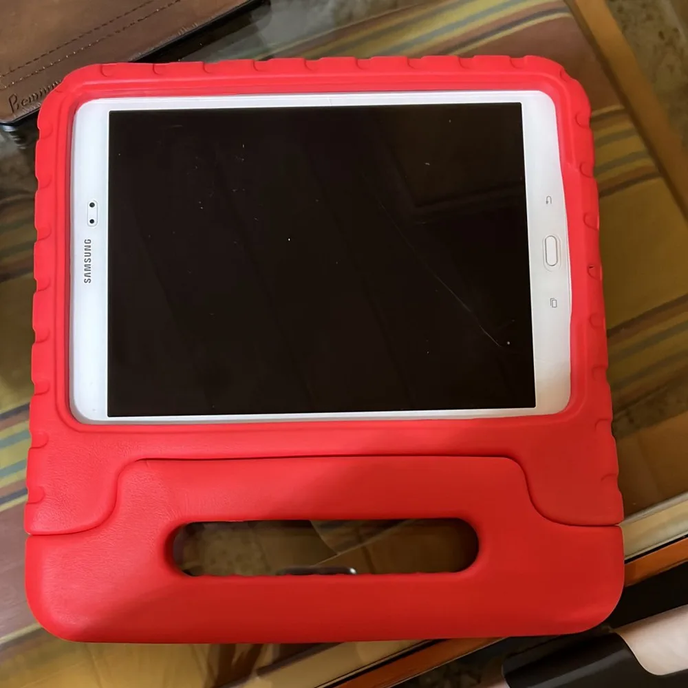 Pour Samsung Galaxy Tab A 9.7  - Samsung Tablet With Accessories avis et prix